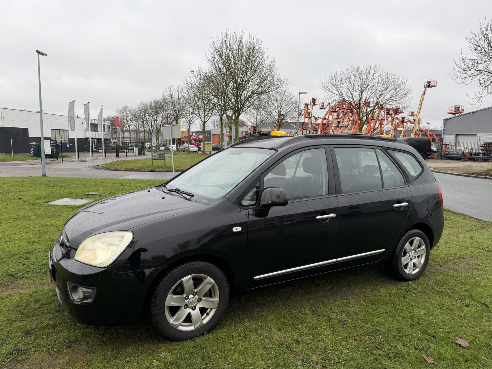 Kia Carens 2.0 CVVT X-ecutive - VERKOCHT! 2008 - voorkant