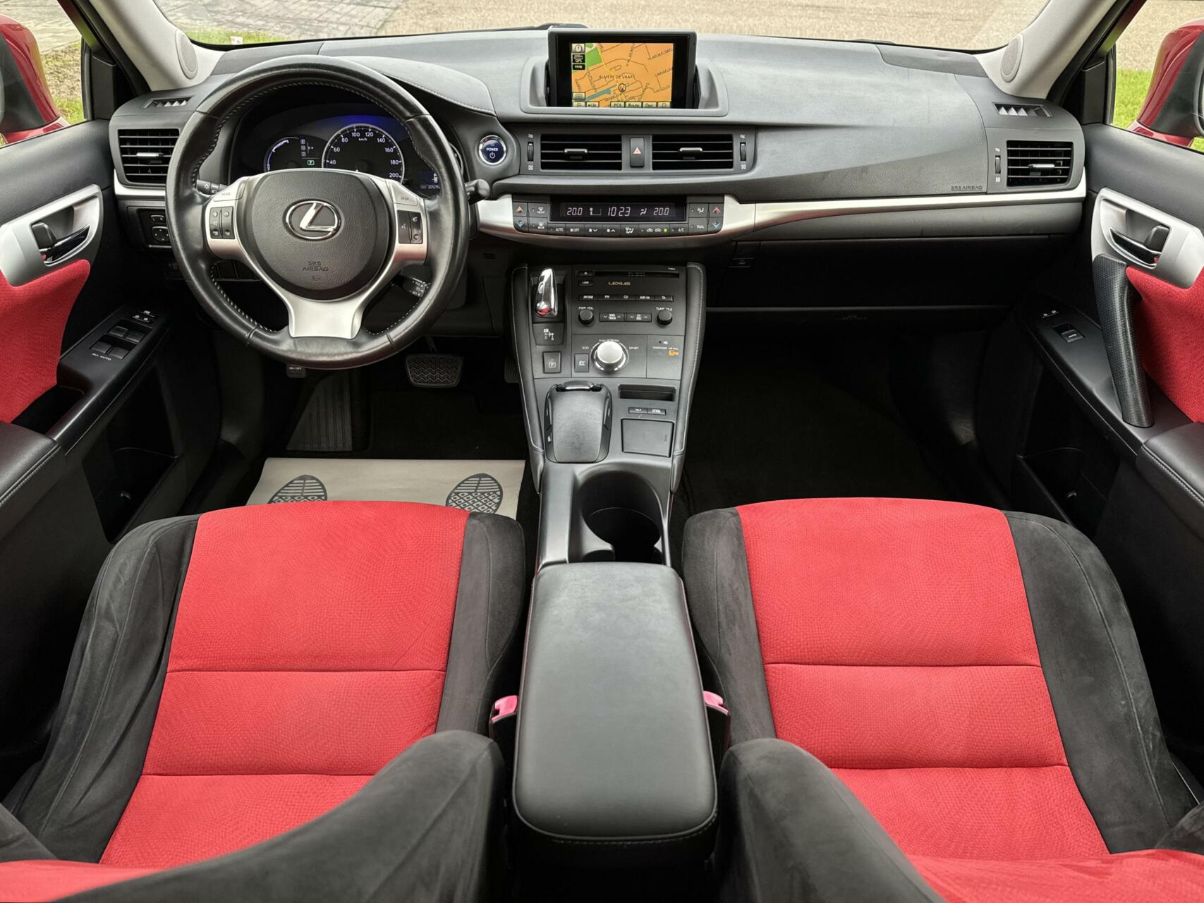 Foto van Lexus CT