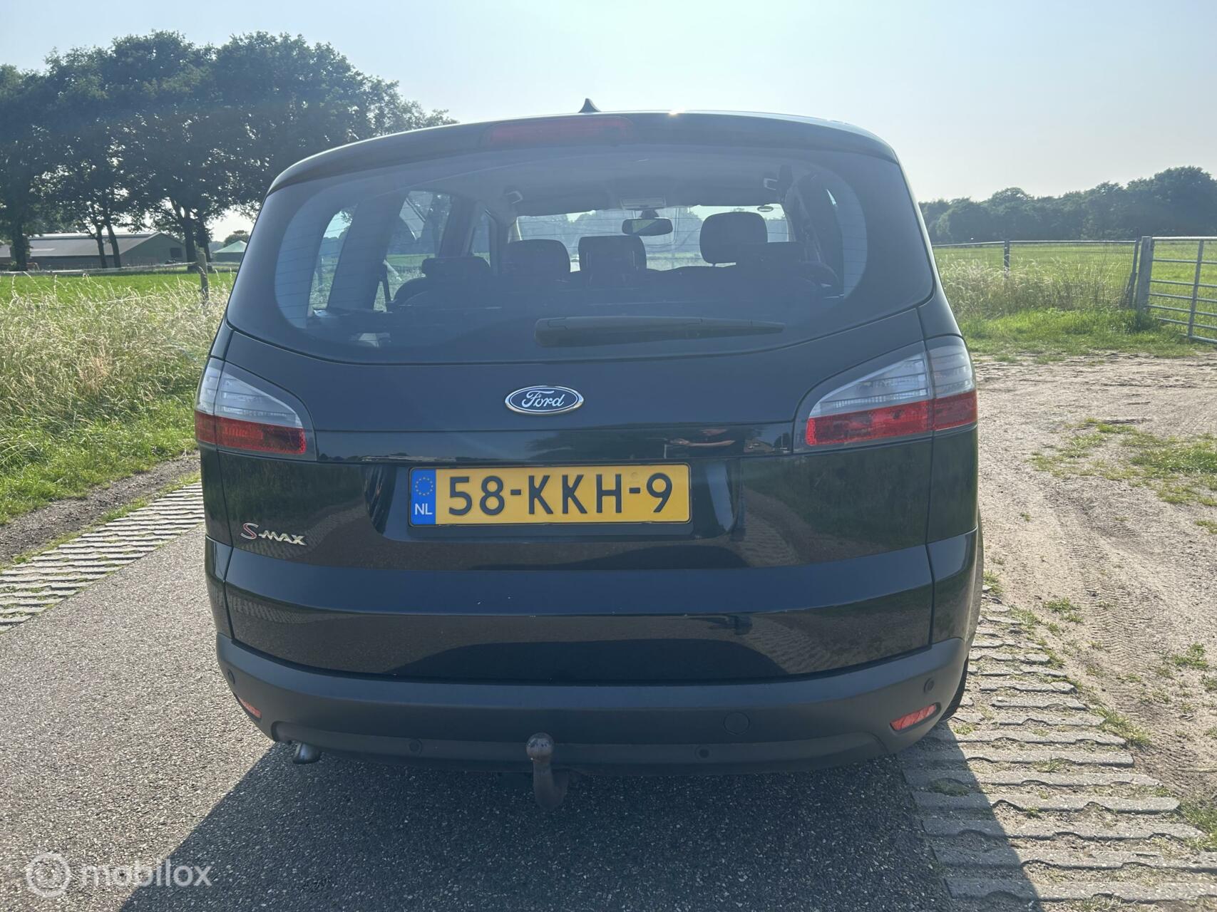 Foto van Ford S-max