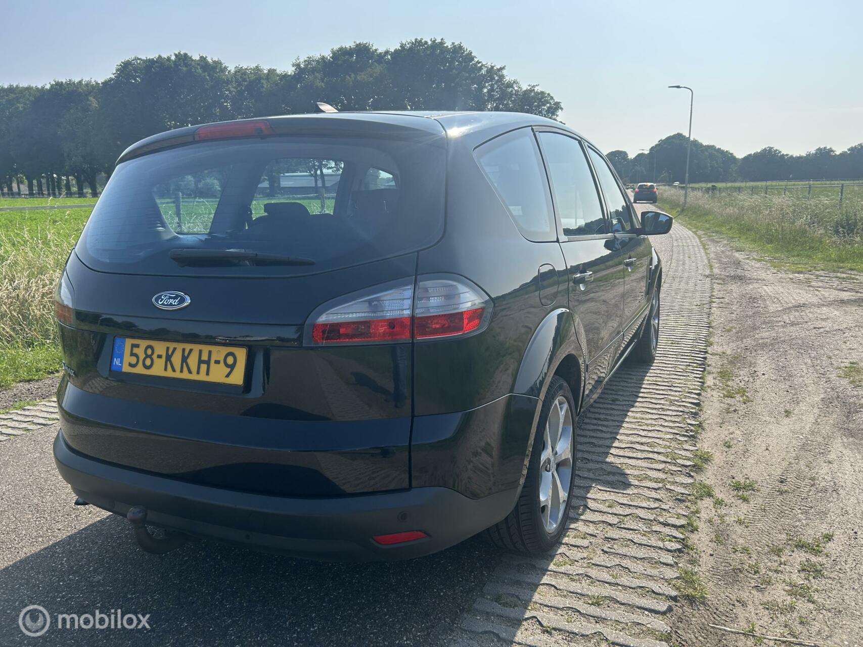 Foto van Ford S-max