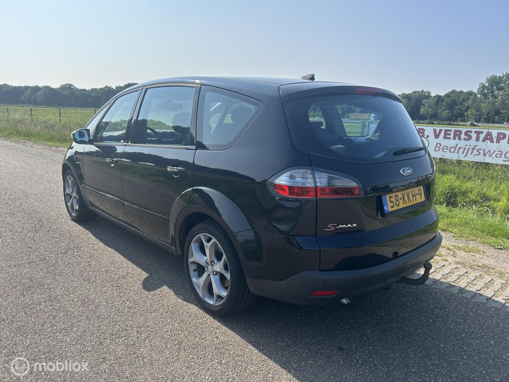 Foto van Ford S-max