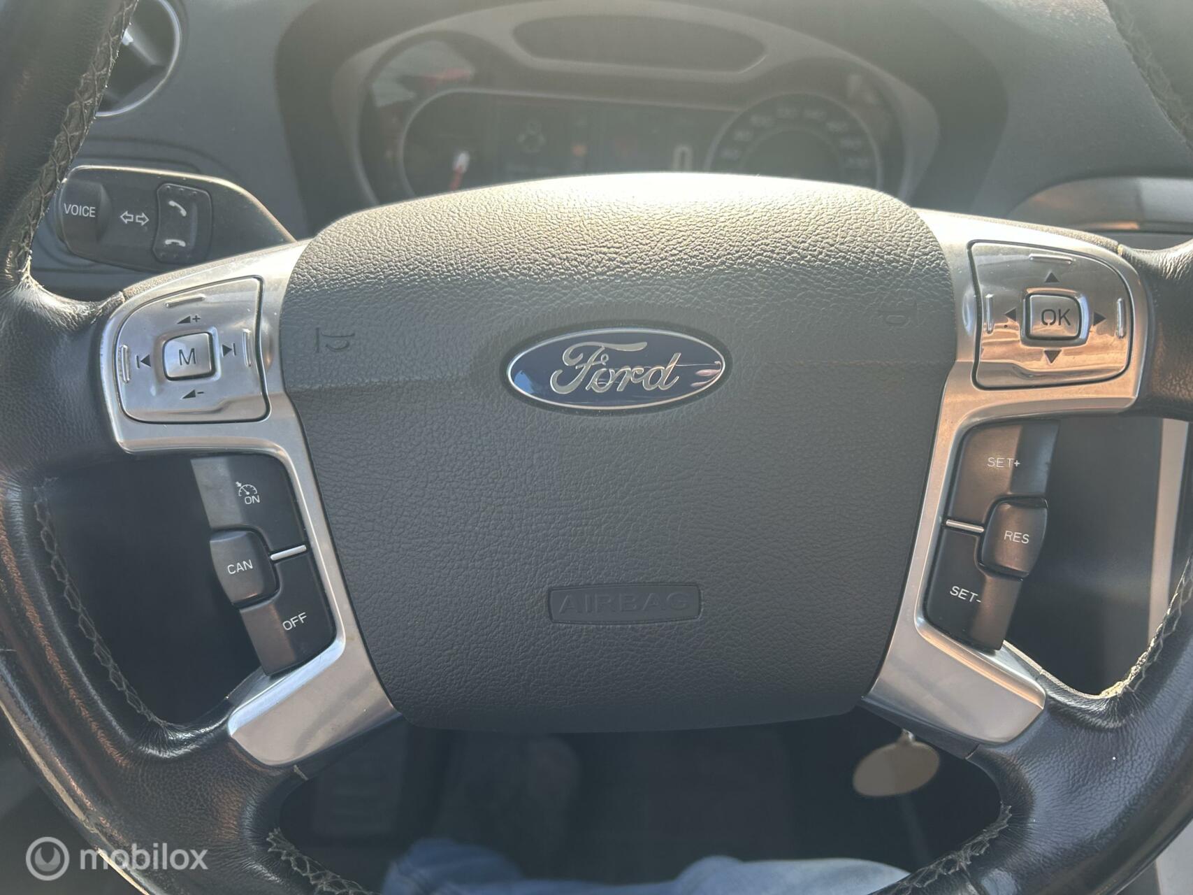 Foto van Ford S-max
