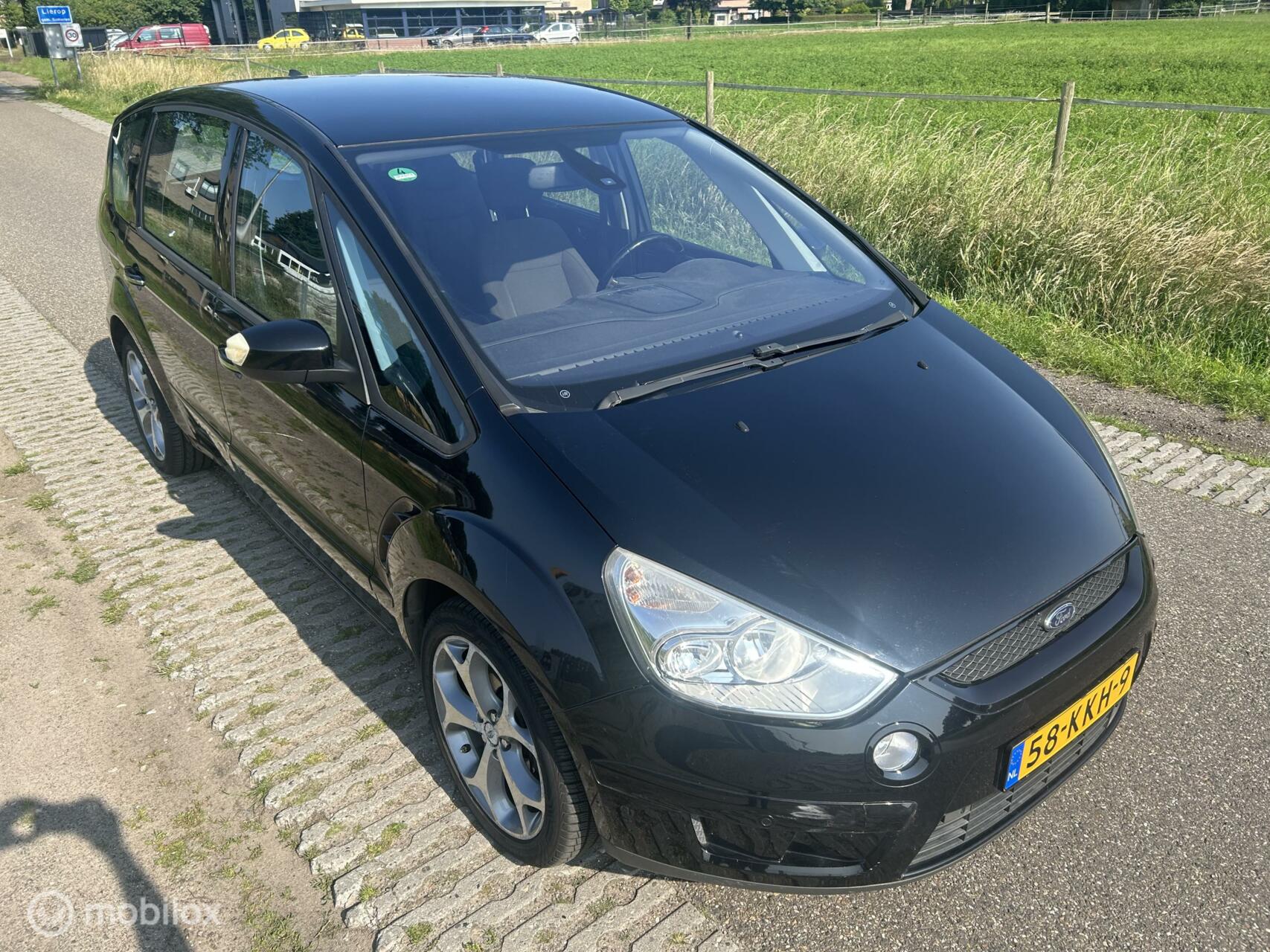Foto van Ford S-max