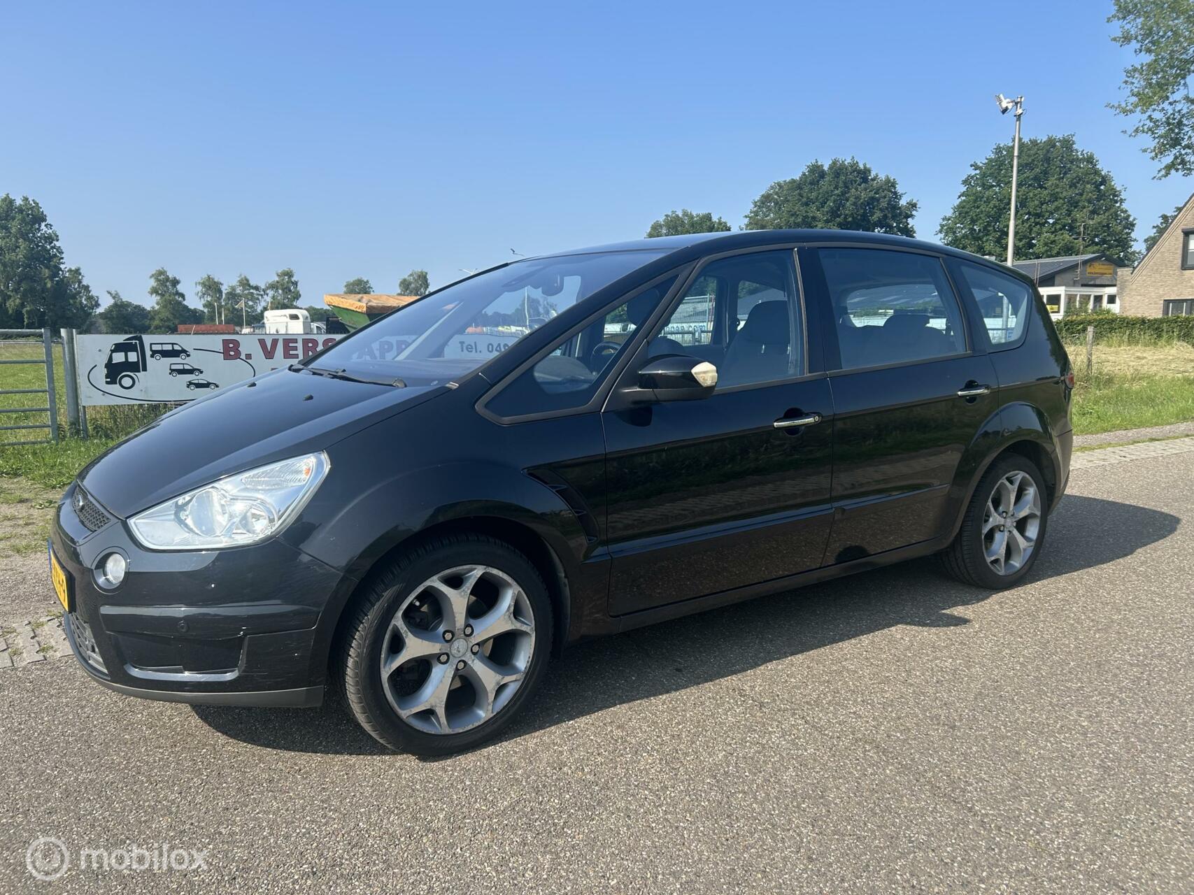 Foto van Ford S-max