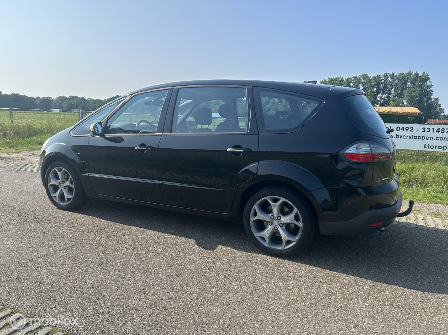 Foto van Ford S-max