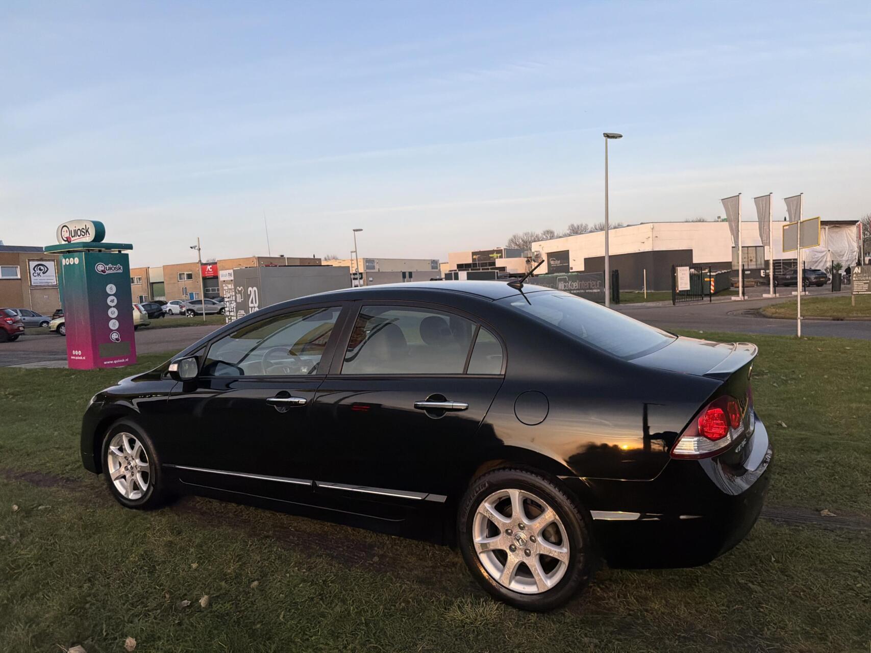 Foto van Honda Civic 4dr Hybrid