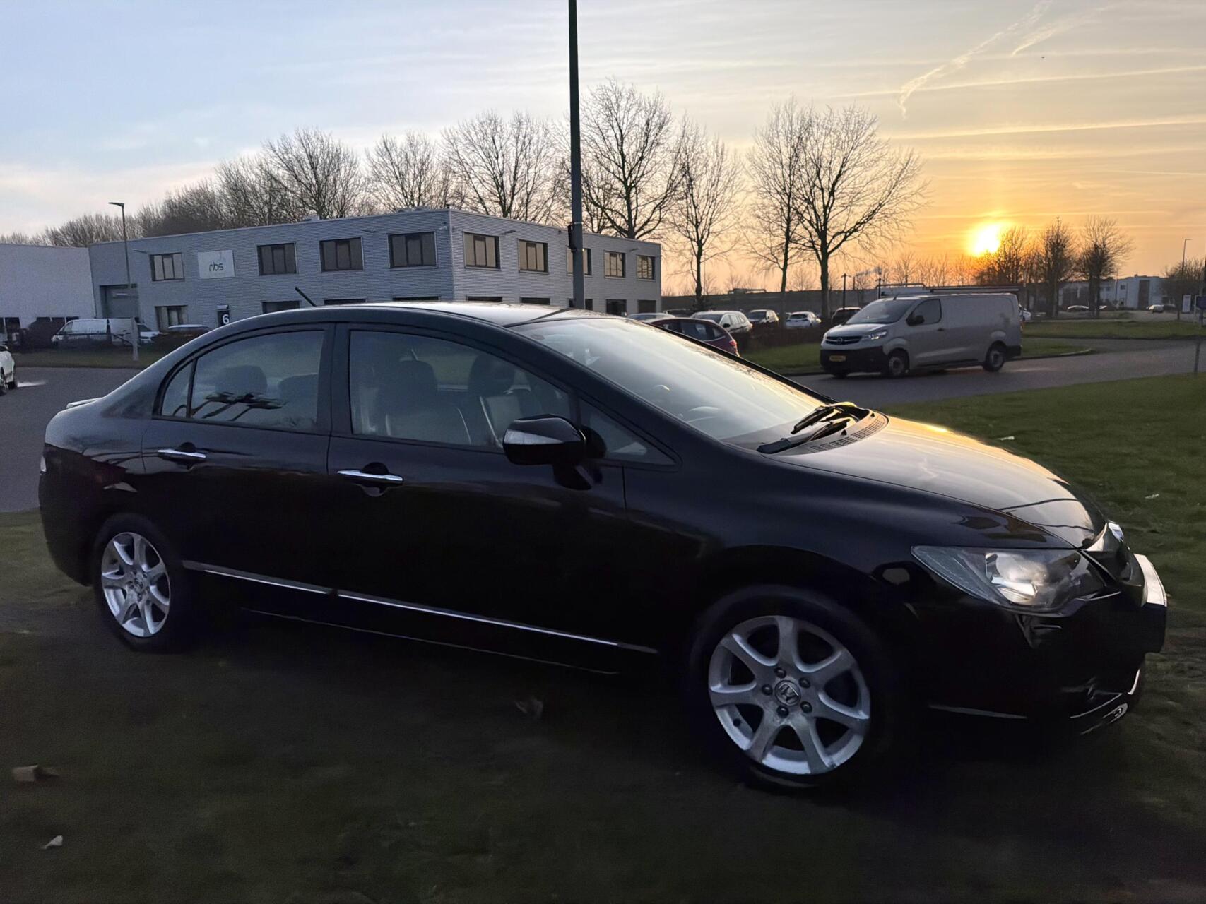 Foto van Honda Civic 4dr Hybrid