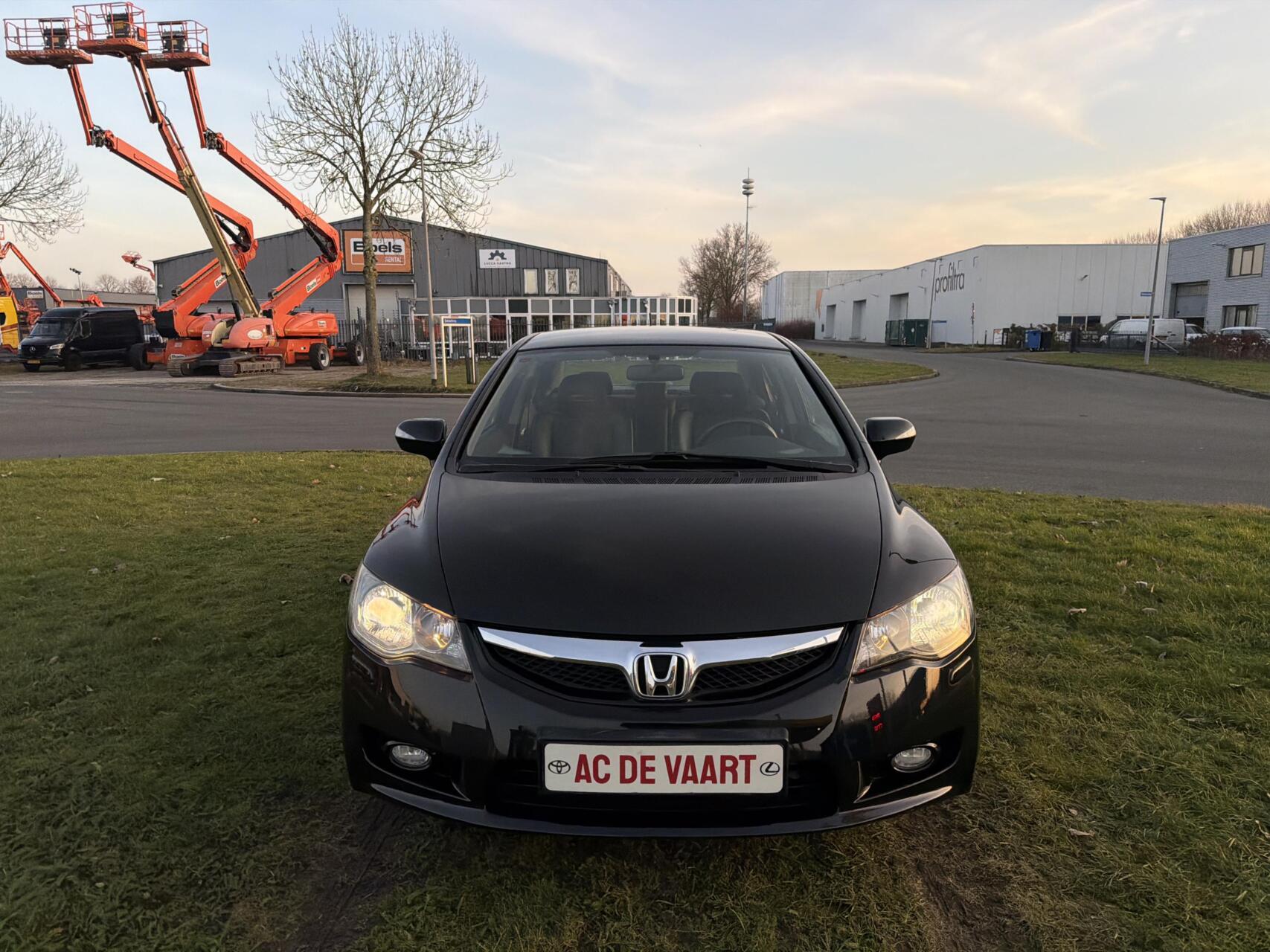 Foto van Honda Civic 4dr Hybrid