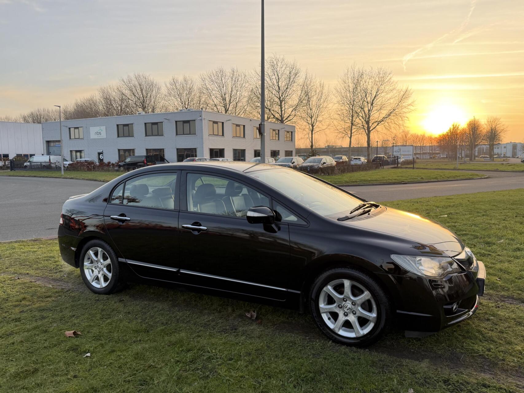 Foto van Honda Civic 4dr Hybrid