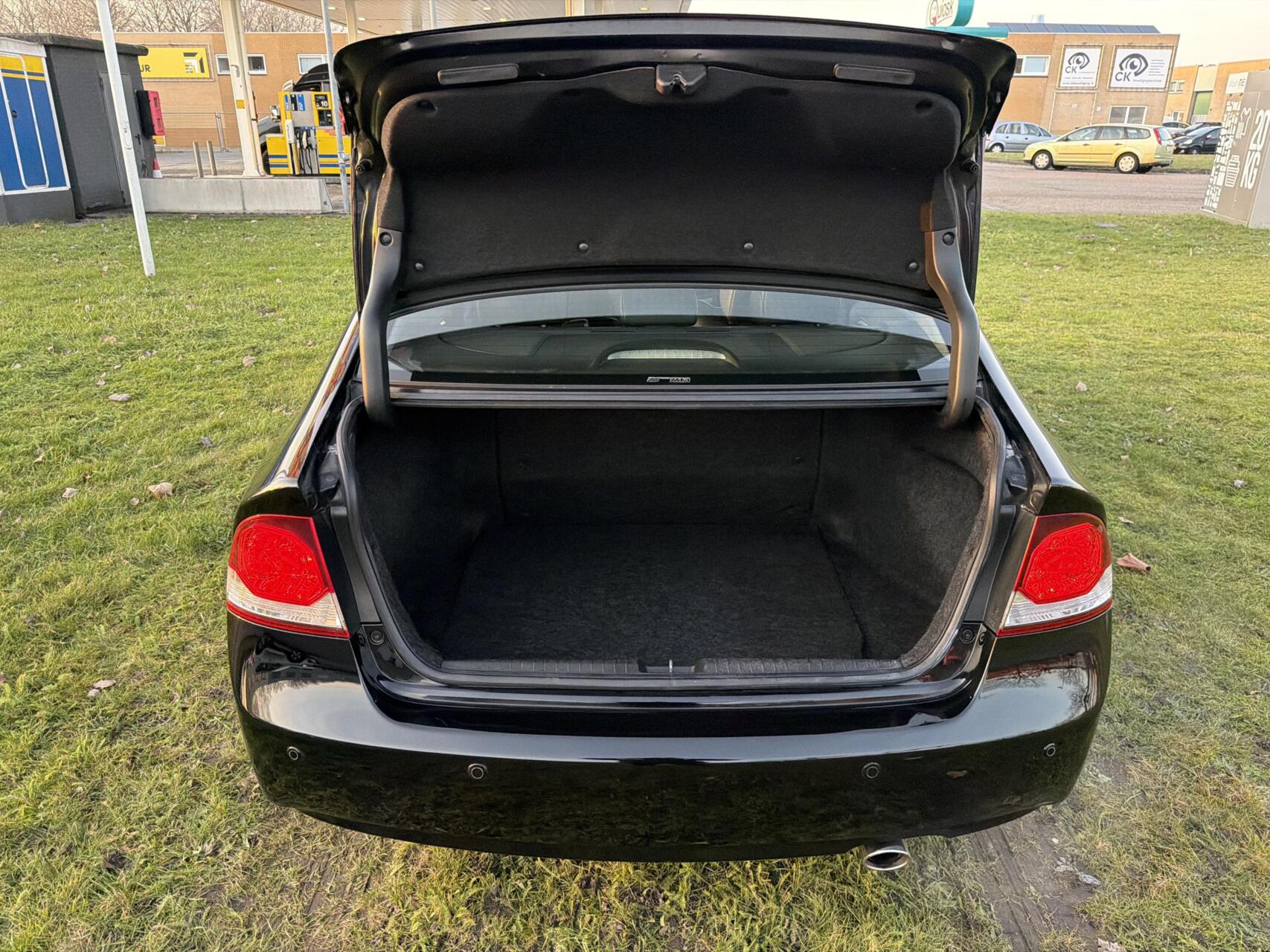 Foto van Honda Civic 4dr Hybrid