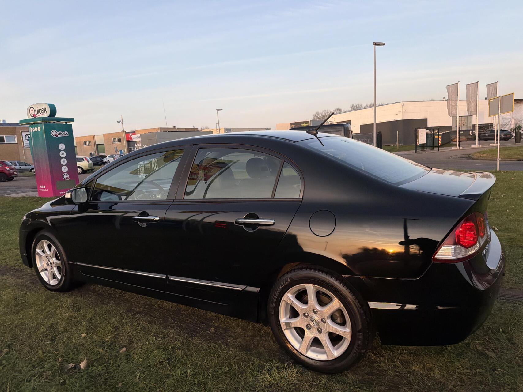 Foto van Honda Civic 4dr Hybrid