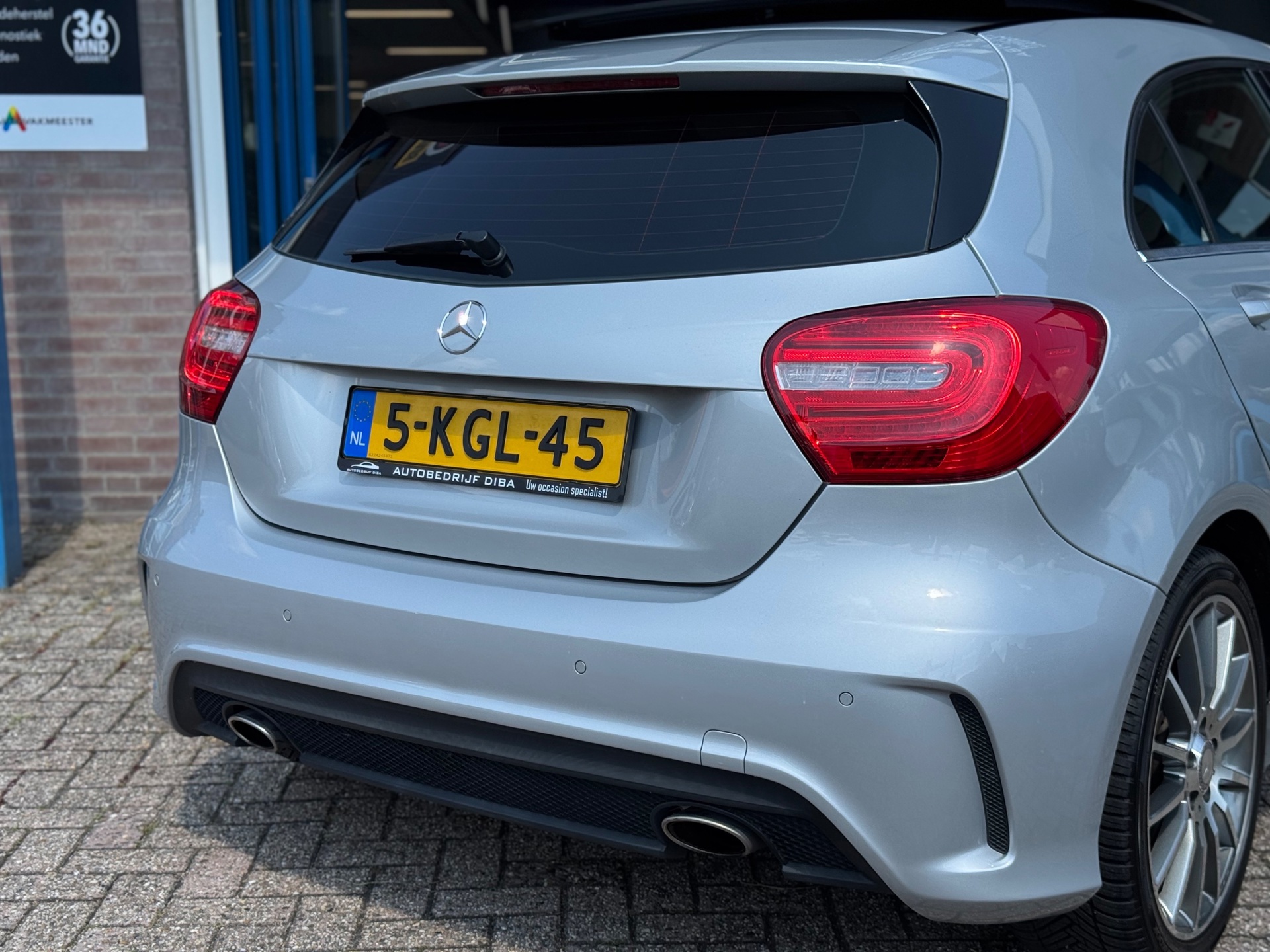 Foto van Mercedes-Benz A 200