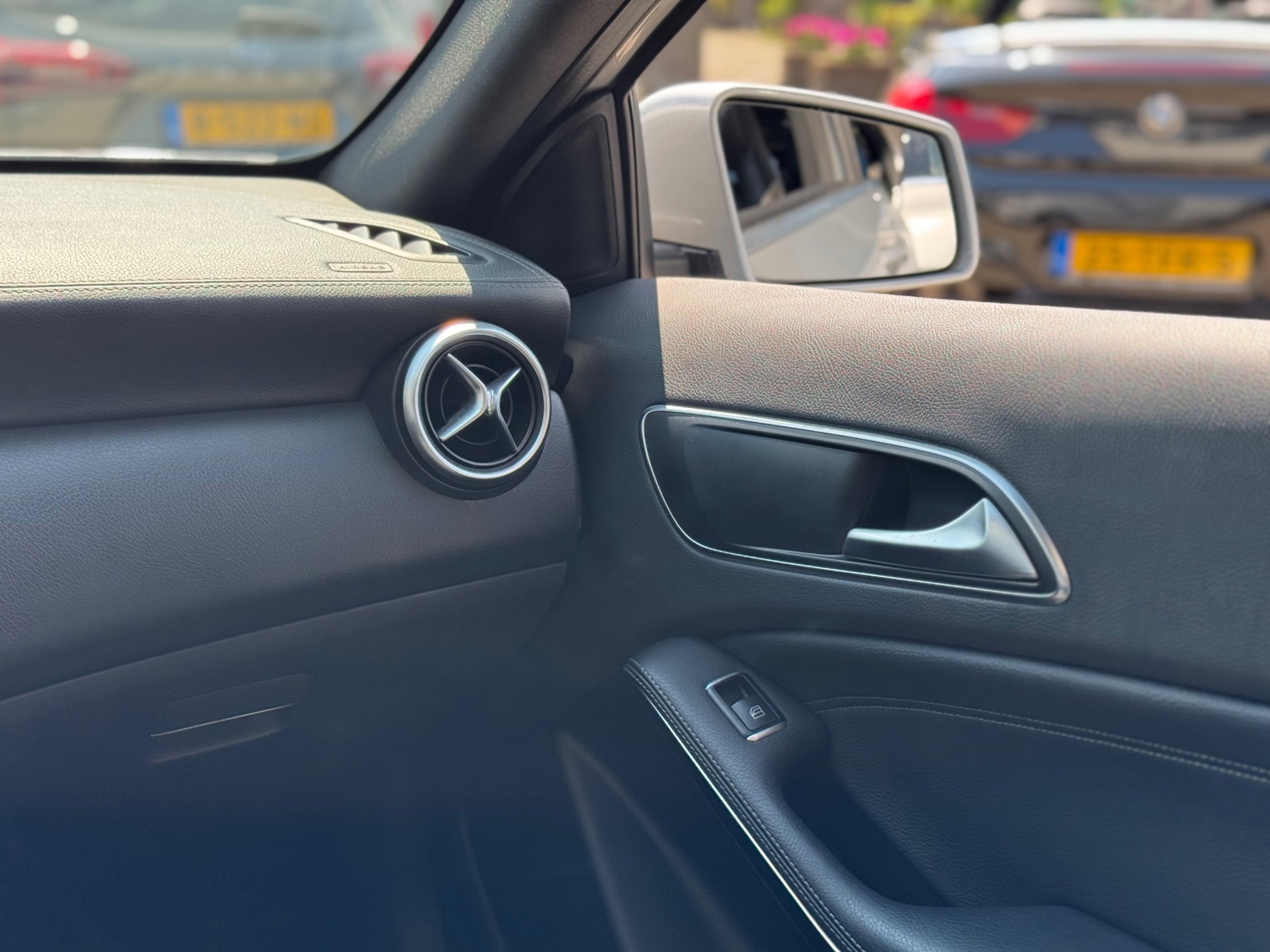 Foto van Mercedes-Benz A 200