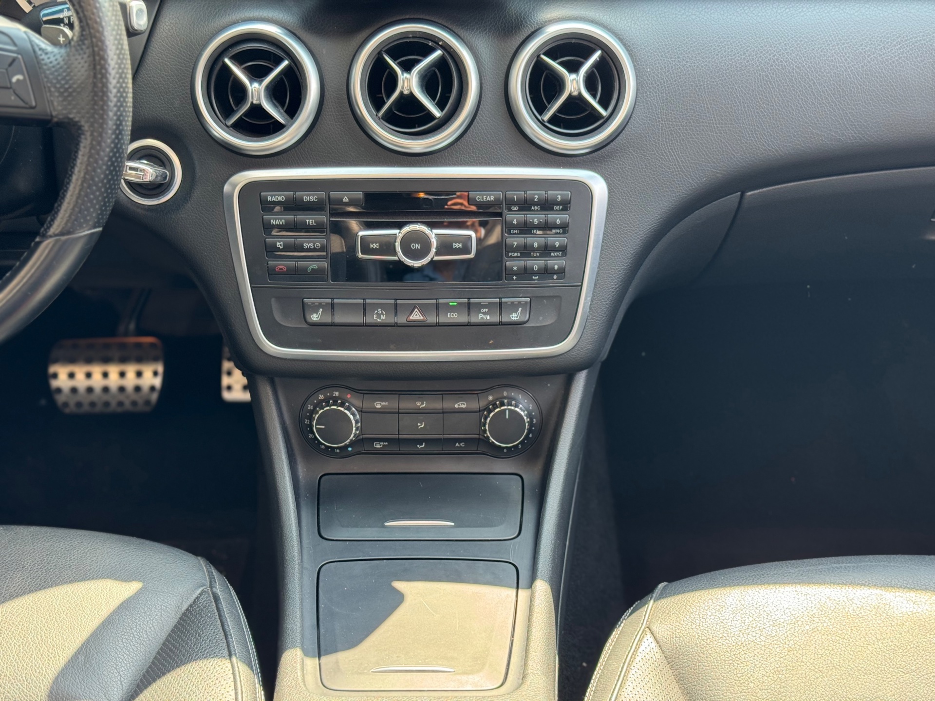 Foto van Mercedes-Benz A 200