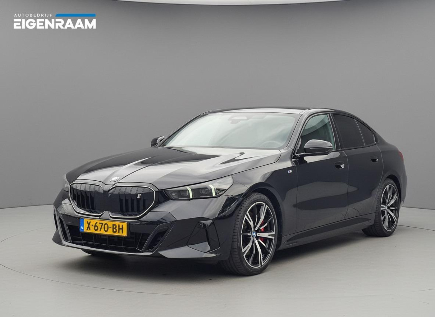 BMW I5 Edrive40 eDrive40 84kWh | M-Sport Pro | Panoramadak | Head-up | Harman/Kardon | NAP | Trekhaak | Leder 2023 - voorkant