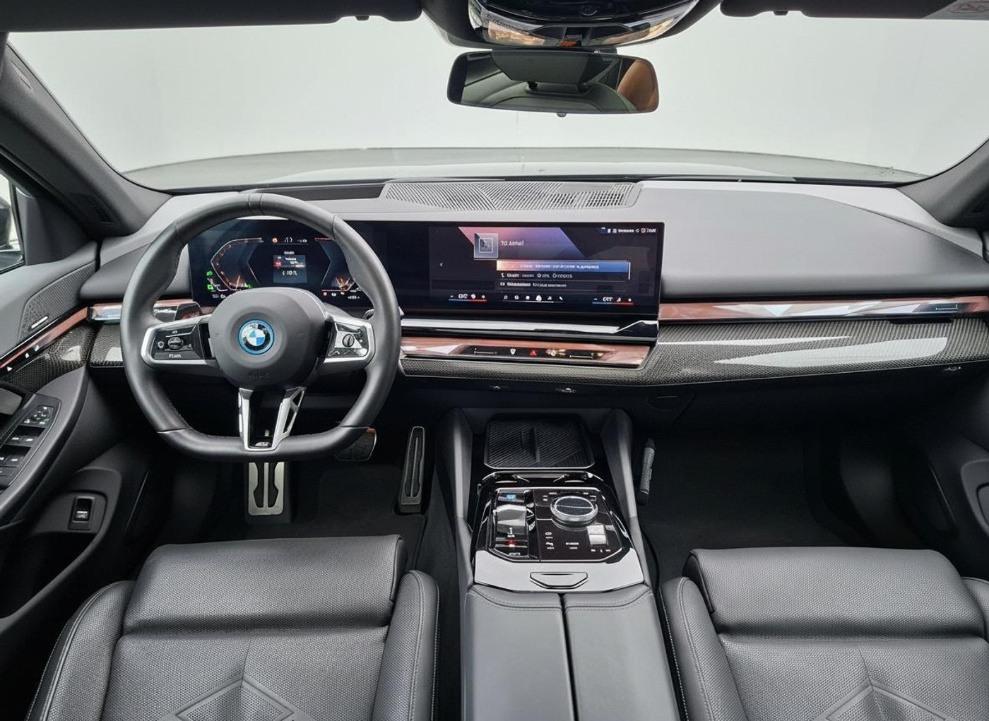 Foto van BMW I5 Edrive40