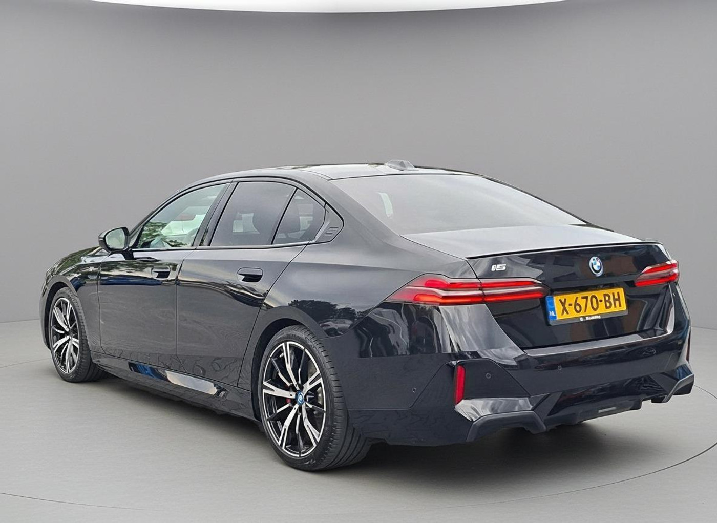 Foto van BMW I5 Edrive40