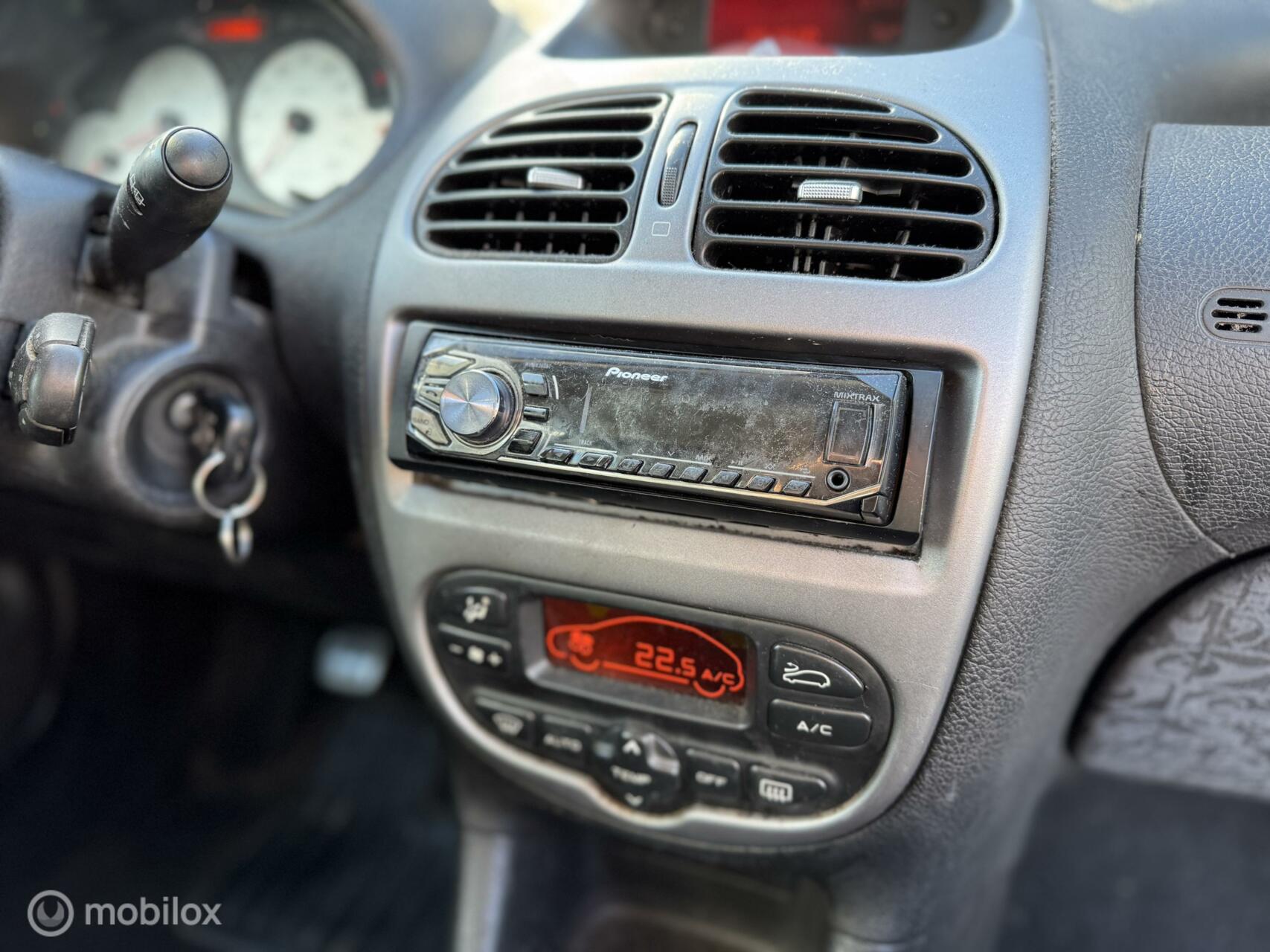 Foto van Peugeot 206
