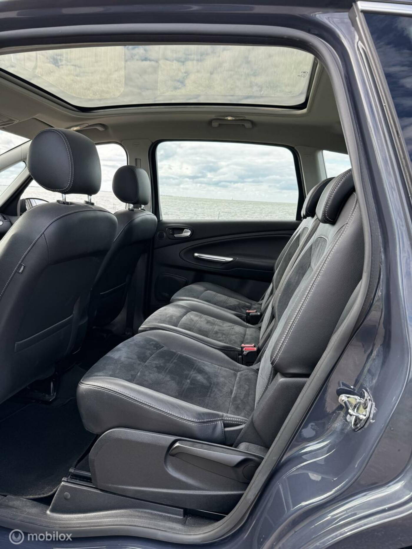 Foto van Ford S-max