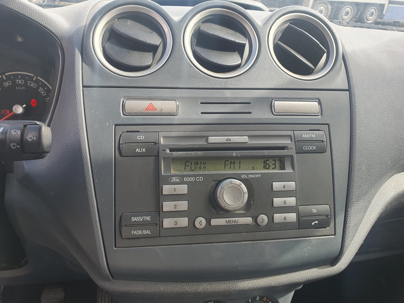 Foto van Ford Transit Connect T200s Van 90dpf