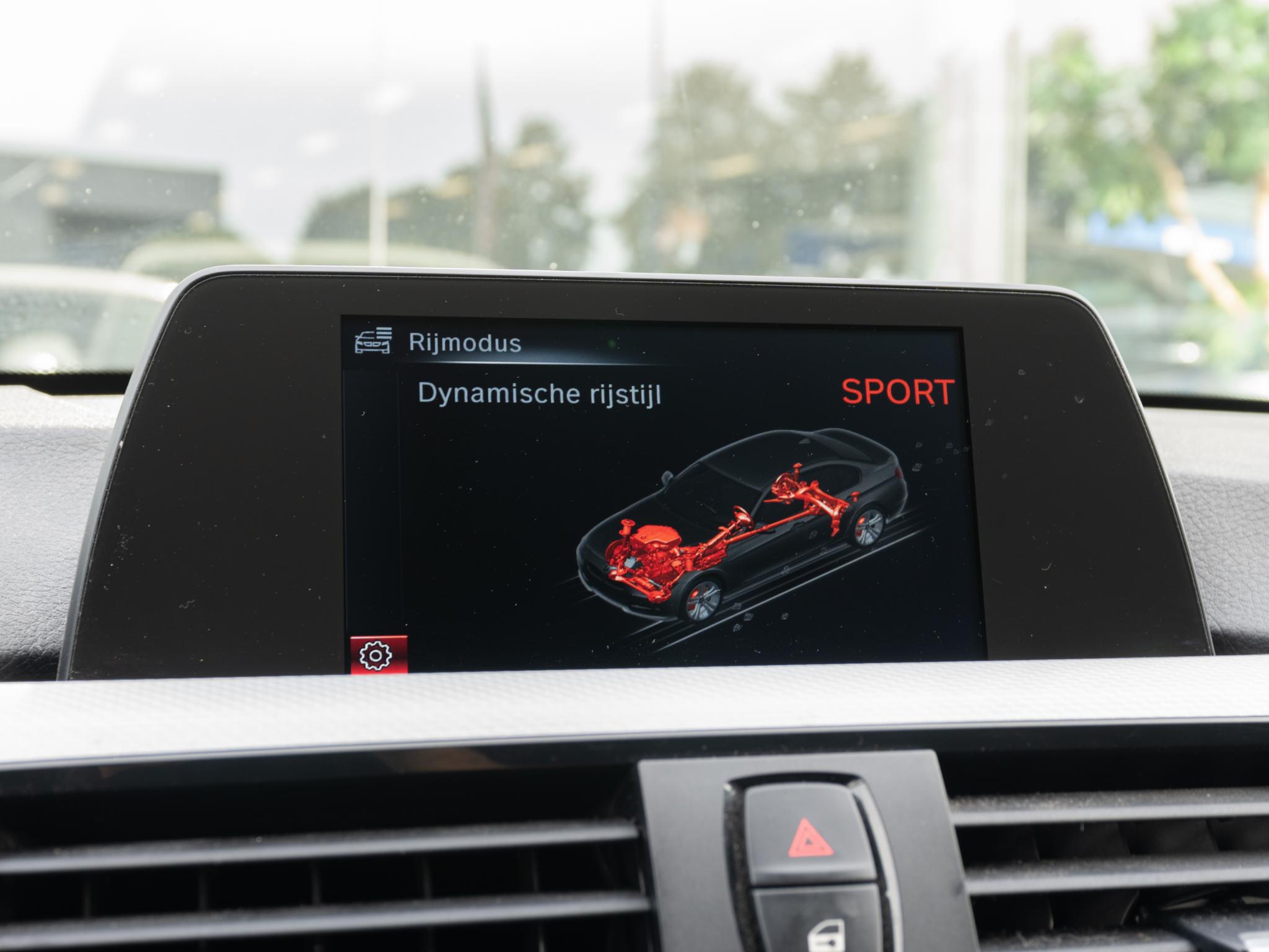 Foto van BMW 320i