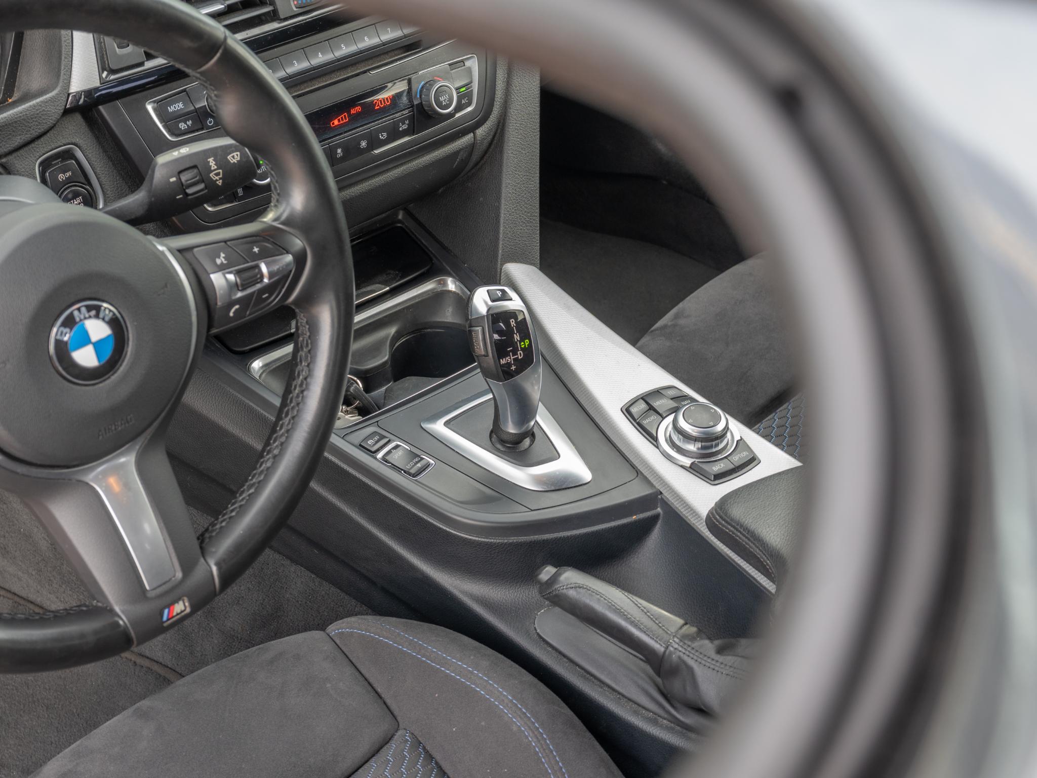 Foto van BMW 320i