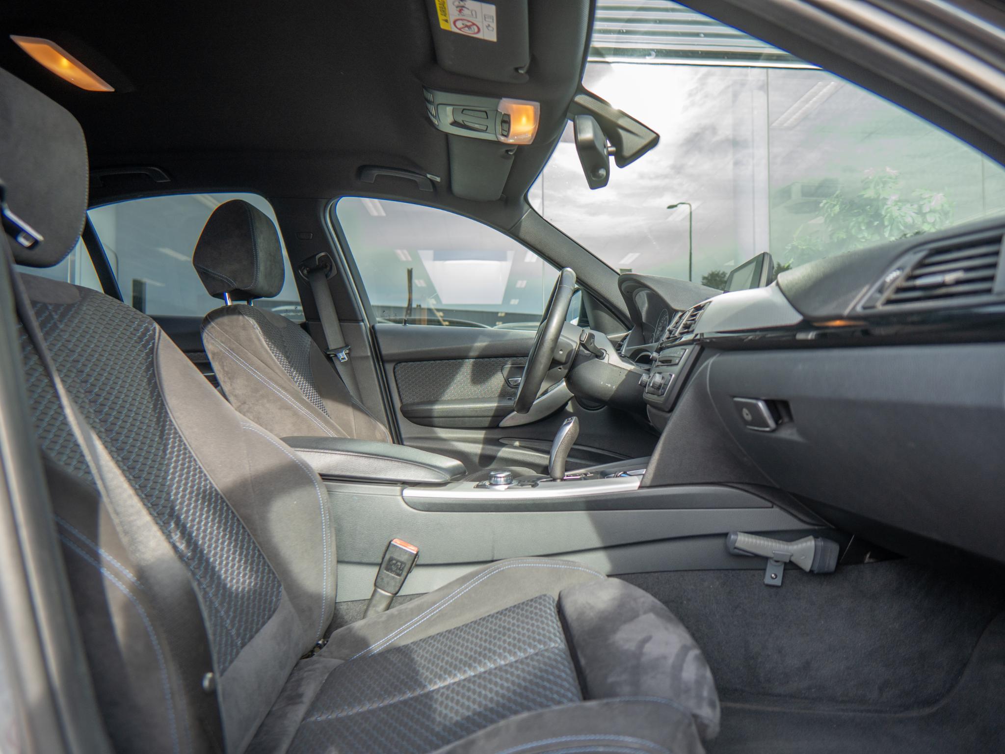 Foto van BMW 320i