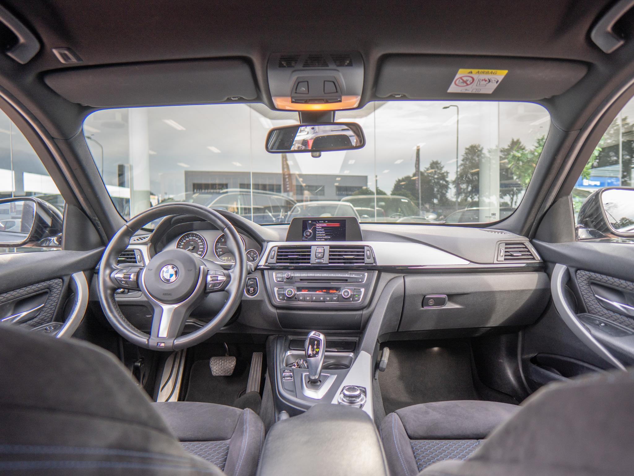 Foto van BMW 320i