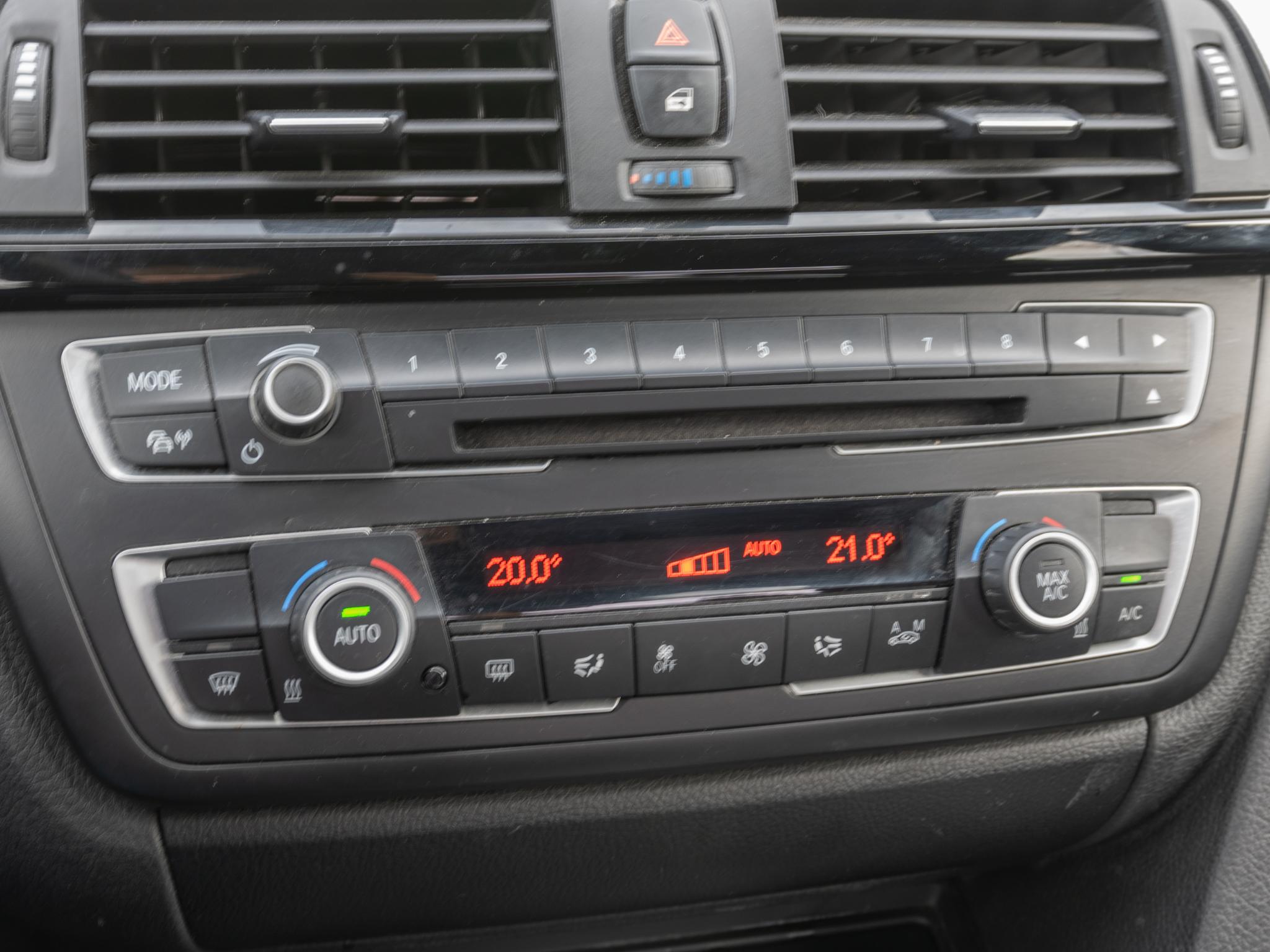 Foto van BMW 320i