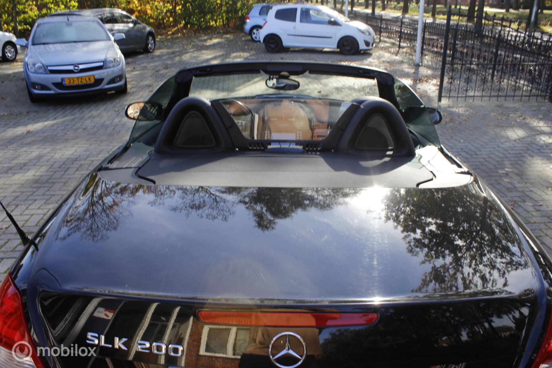 Foto van Mercedes-Benz SLK 200 Kompressor