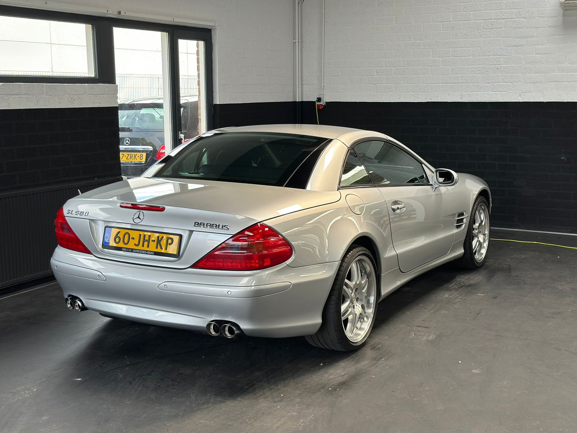 Foto van Mercedes-Benz SL 500