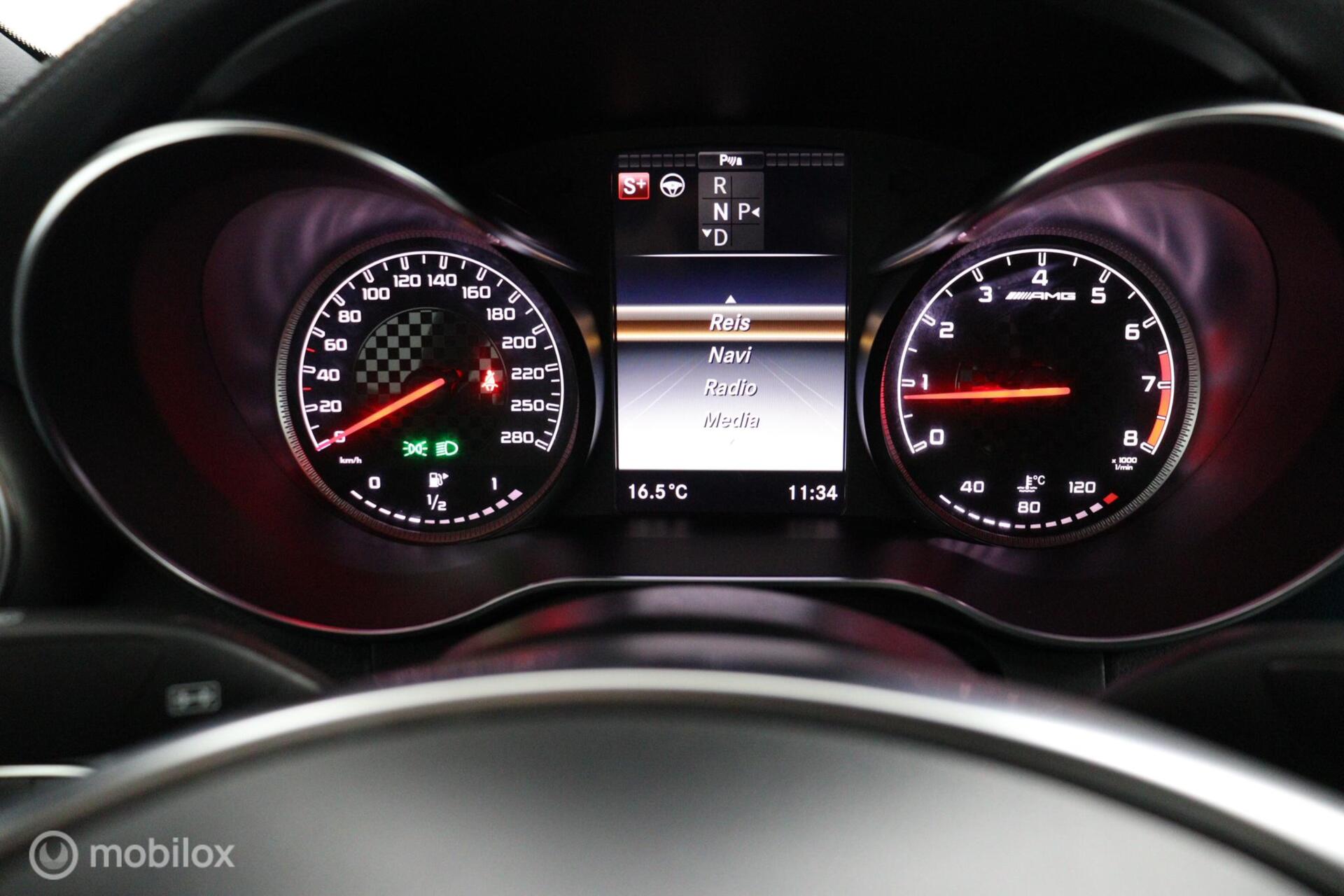 Foto van Mercedes-Benz AMG C 43