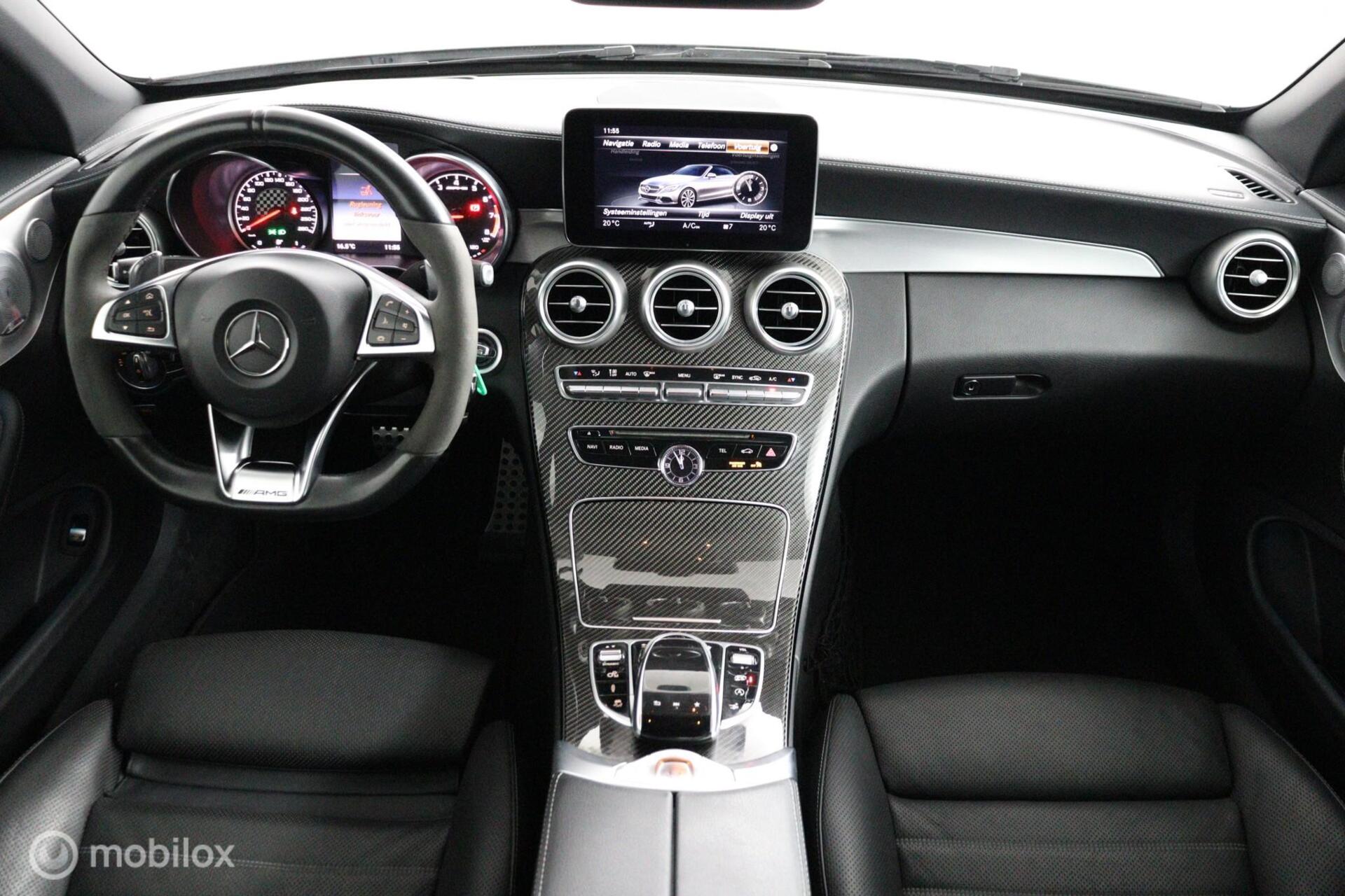 Foto van Mercedes-Benz AMG C 43
