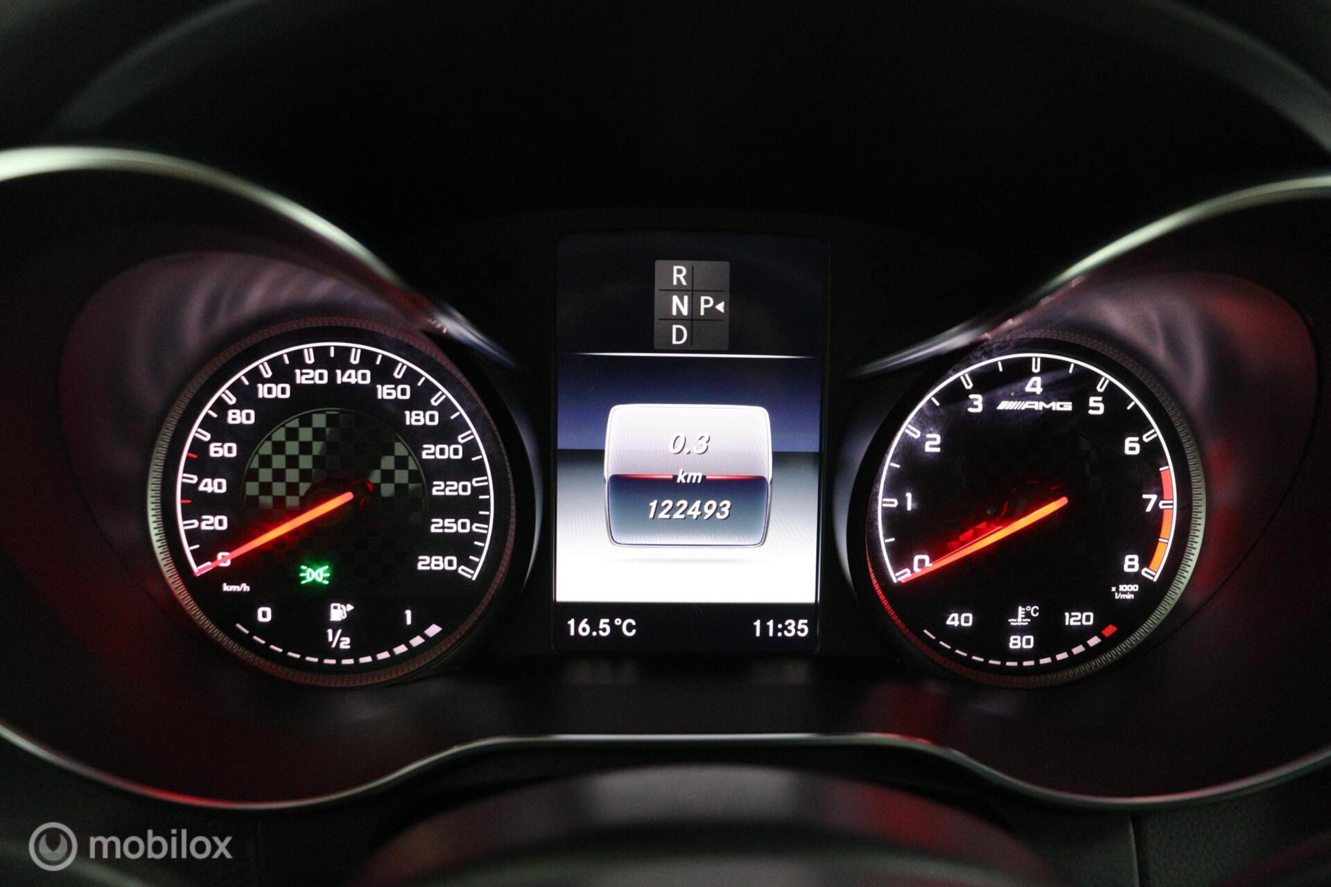Foto van Mercedes-Benz AMG C 43