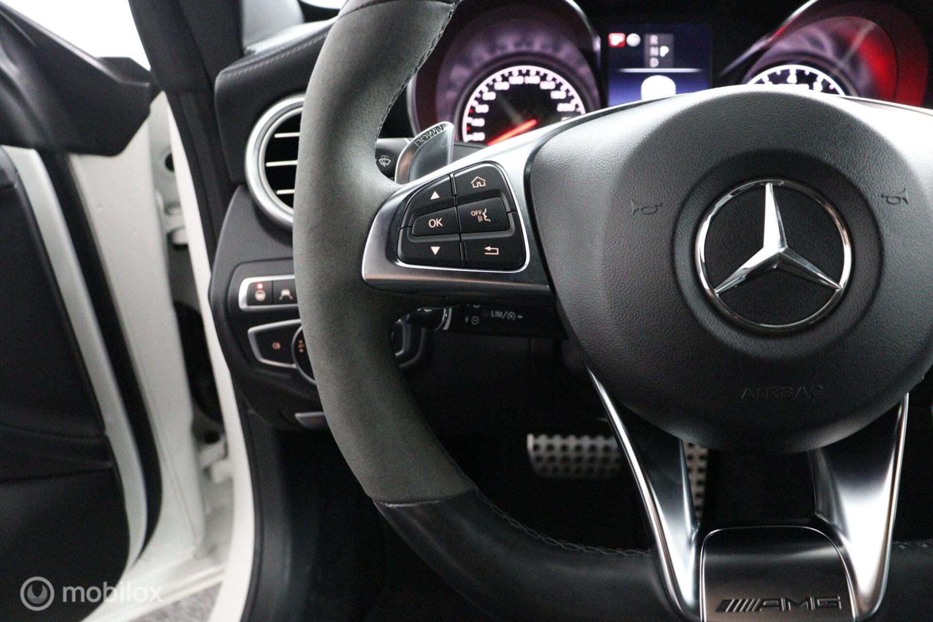 Foto van Mercedes-Benz AMG C 43