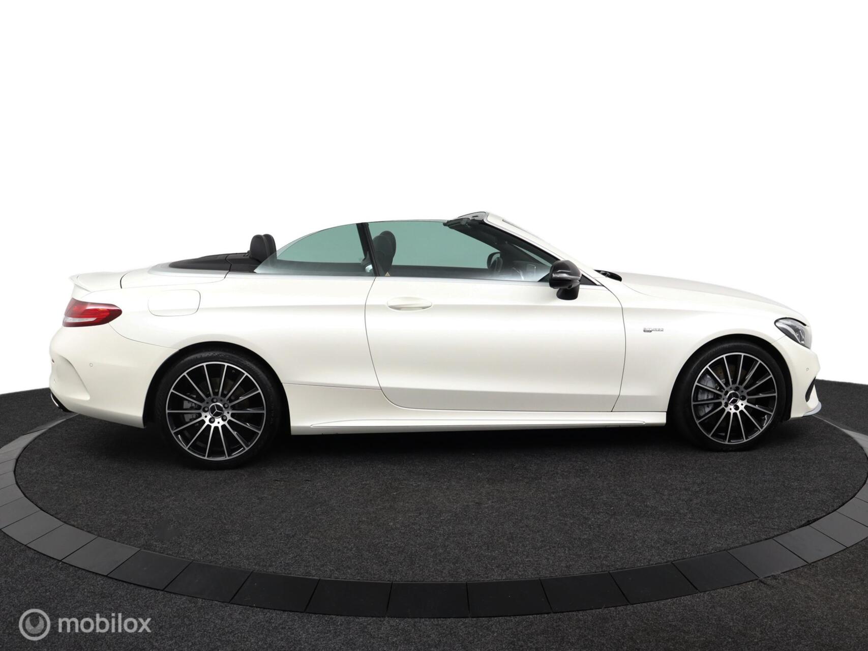 Foto van Mercedes-Benz AMG C 43