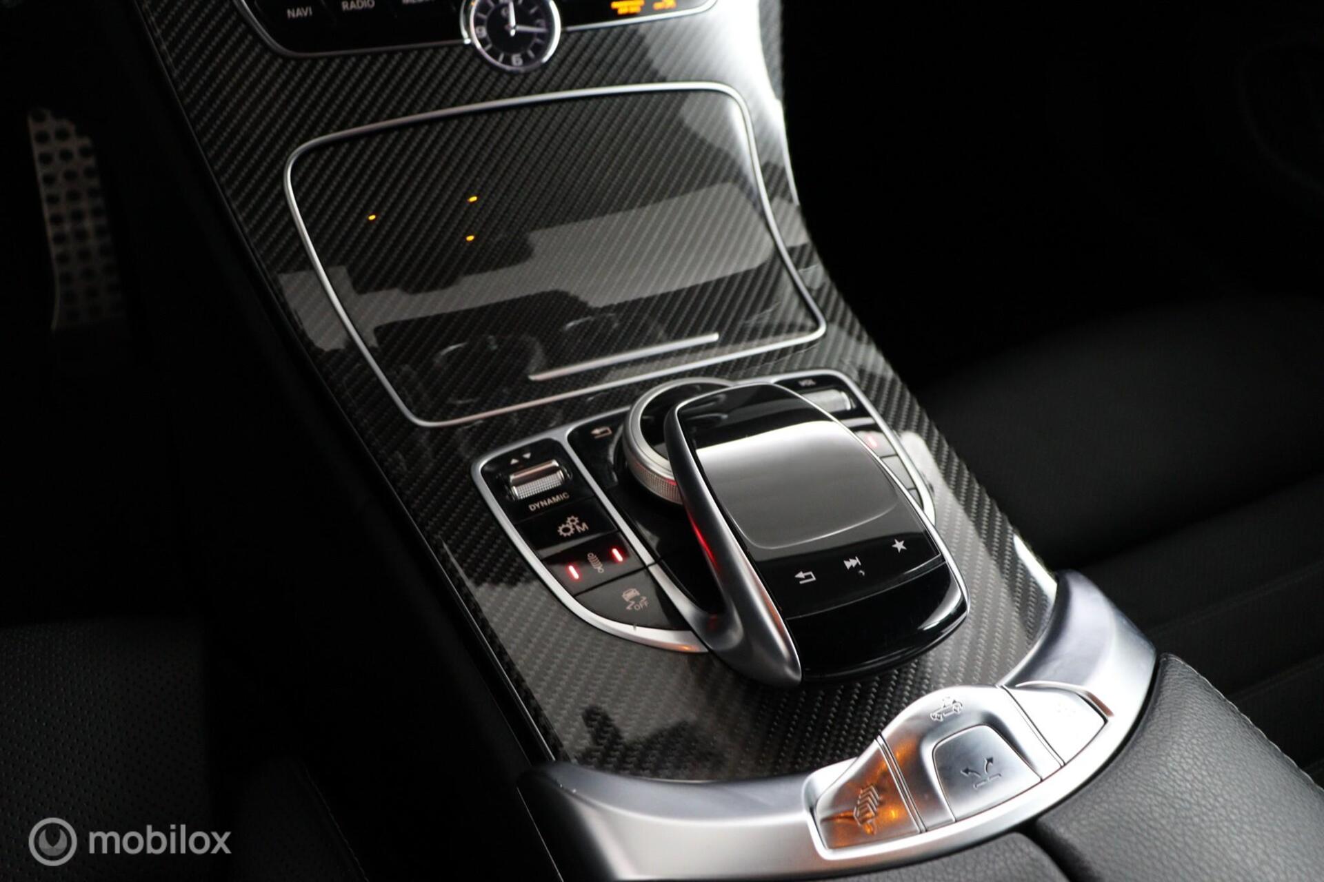 Foto van Mercedes-Benz AMG C 43