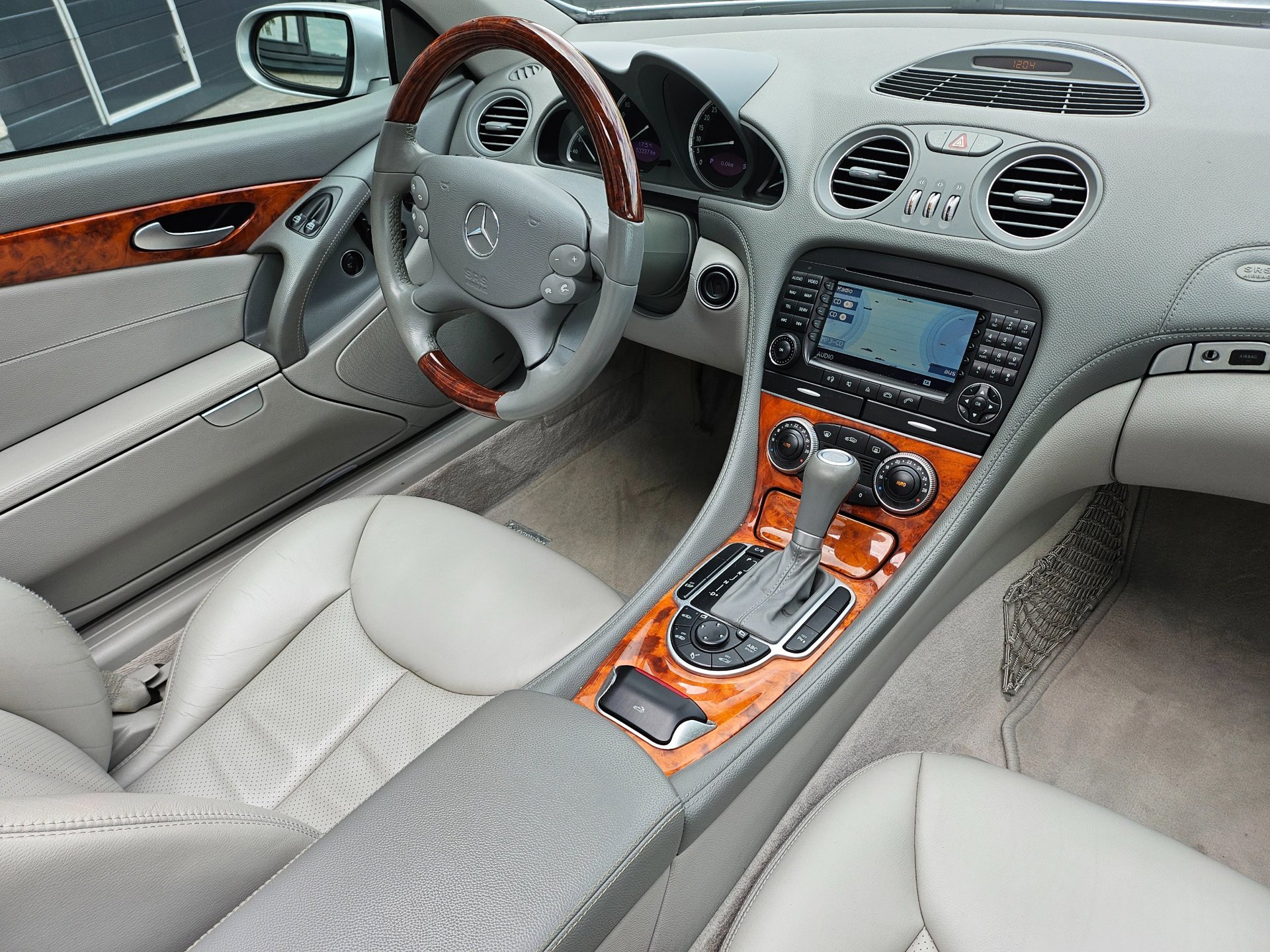 Foto van Mercedes-Benz SL 500