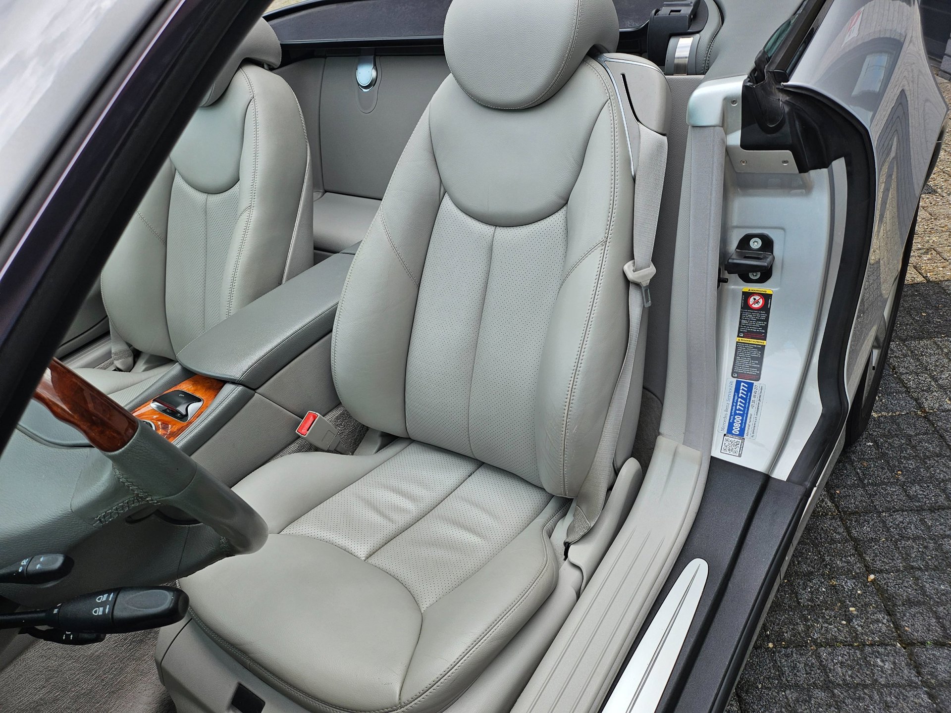 Foto van Mercedes-Benz SL 500