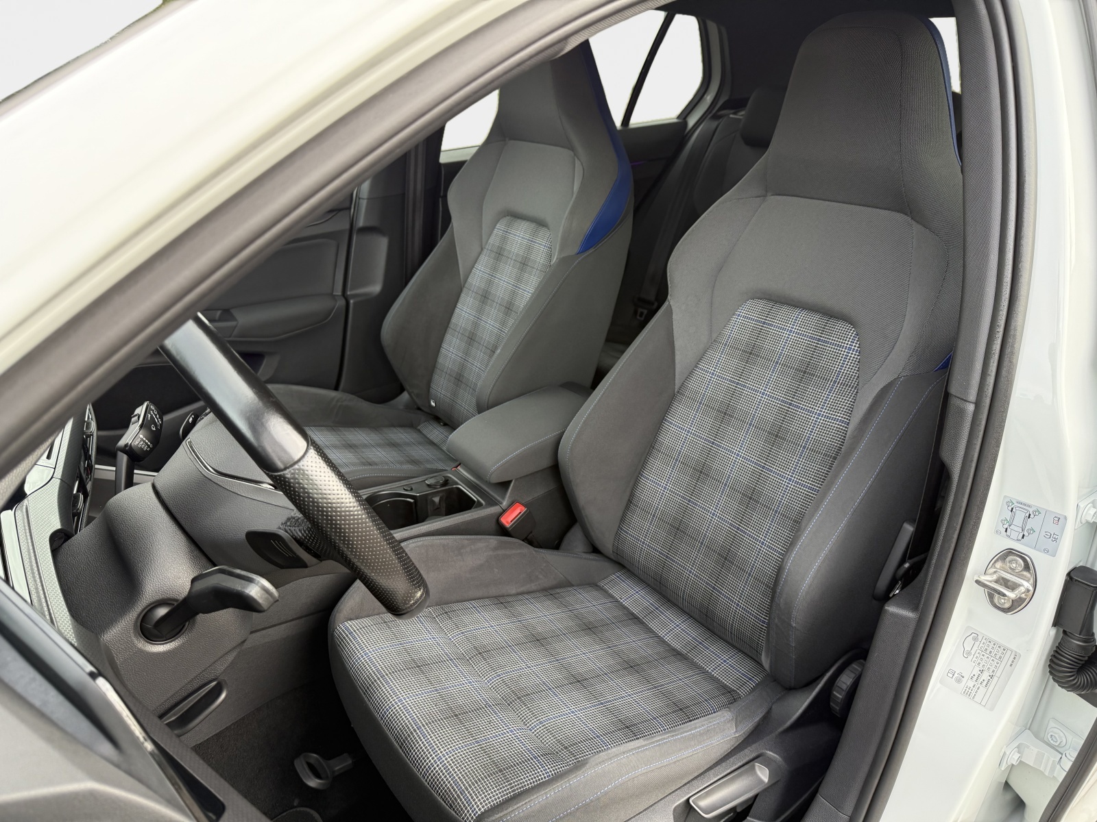 Foto van Volkswagen Golf GTE
