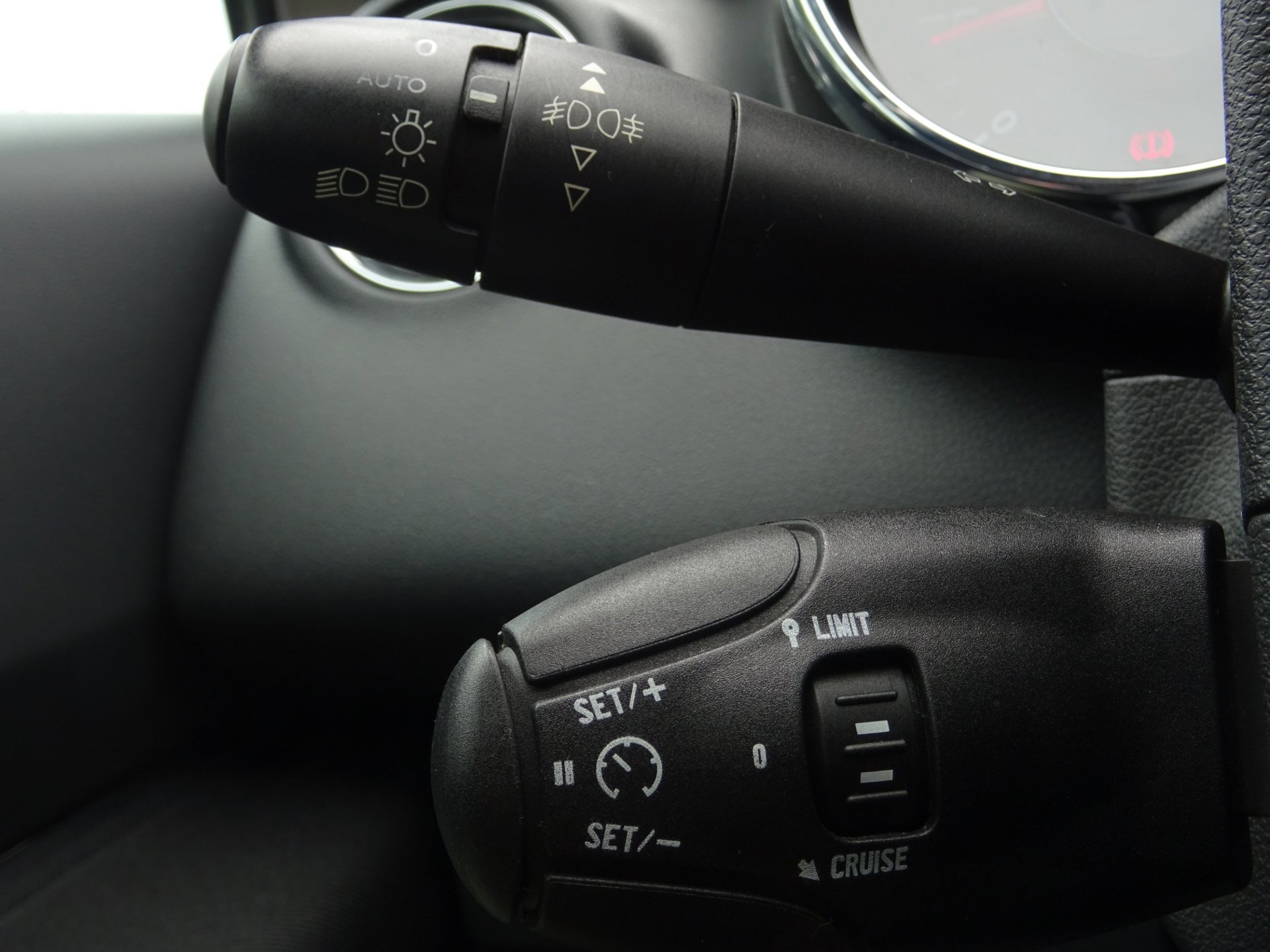 Foto van Peugeot 5008