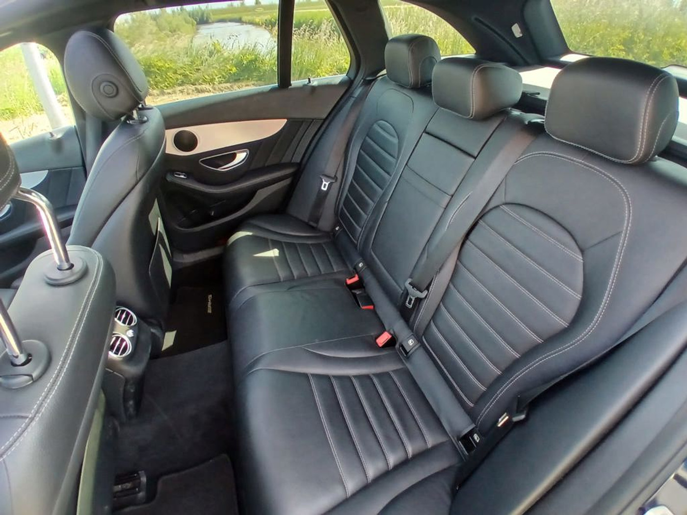 Foto van Mercedes-Benz C 200