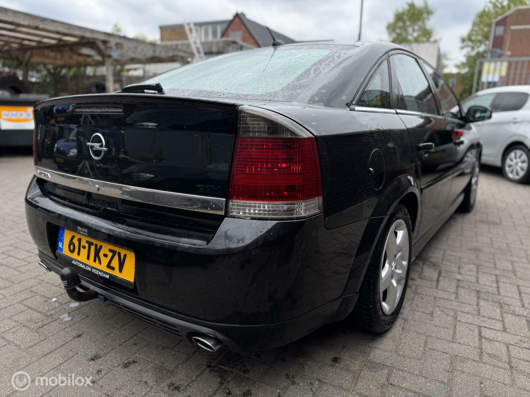 Foto van Opel Vectra GTS