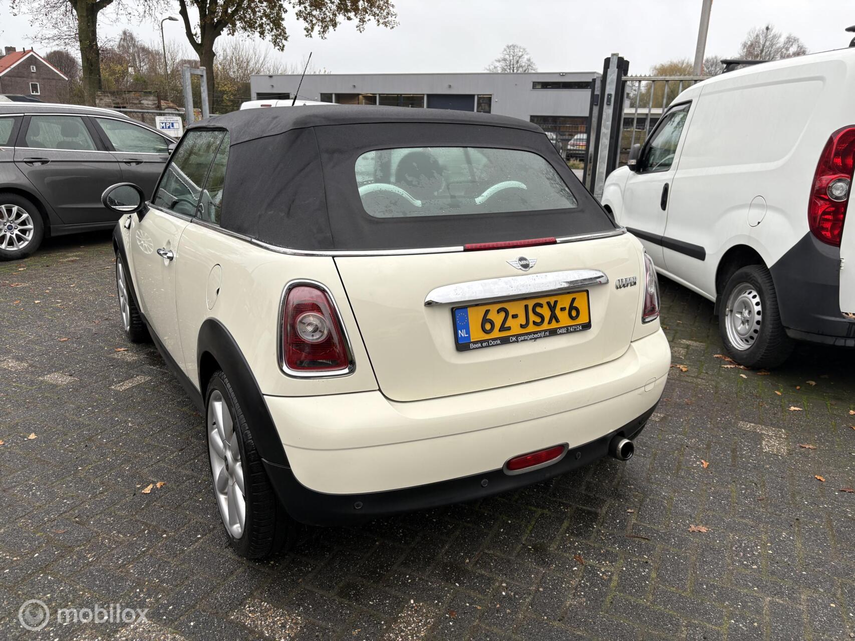 Foto van Mini Cooper Cabrio