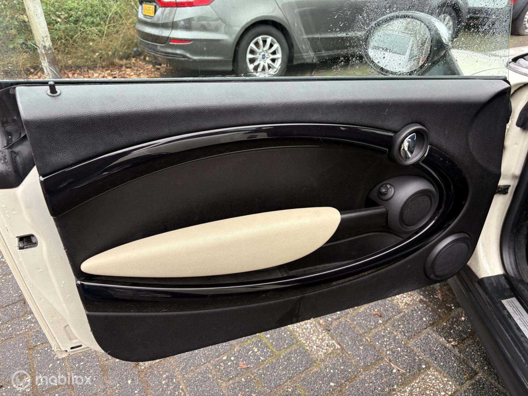 Foto van Mini Cooper Cabrio