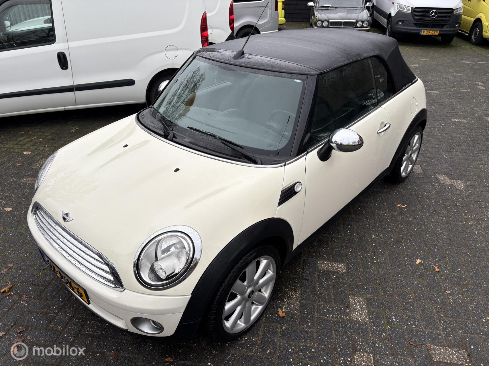 Foto van Mini Cooper Cabrio
