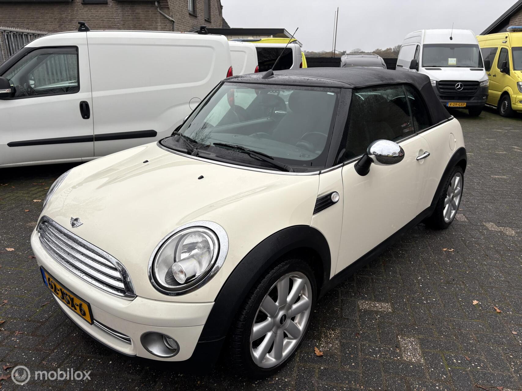 Foto van Mini Cooper Cabrio