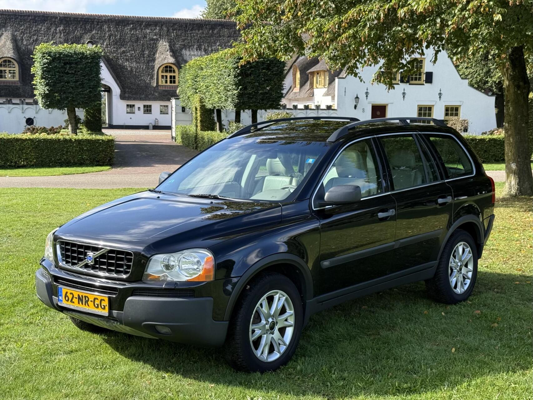 Volvo Xc90 T5 AWD 7-Persoons | Nieuwe APK | Motor & Bak OK! 2004 - voorkant