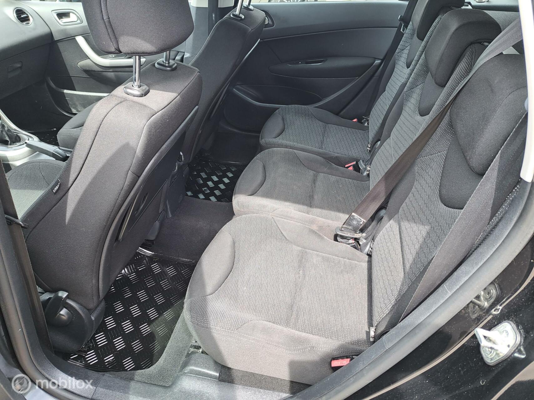 Foto van Peugeot 308 SW