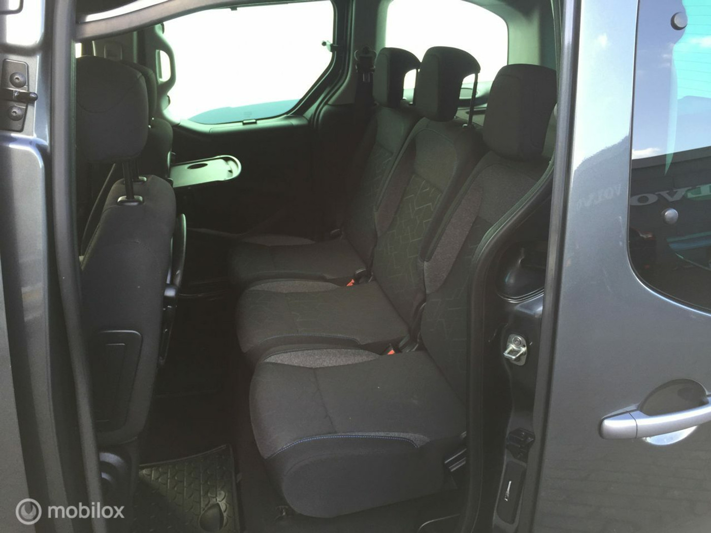 Foto van Peugeot Partner Tepee
